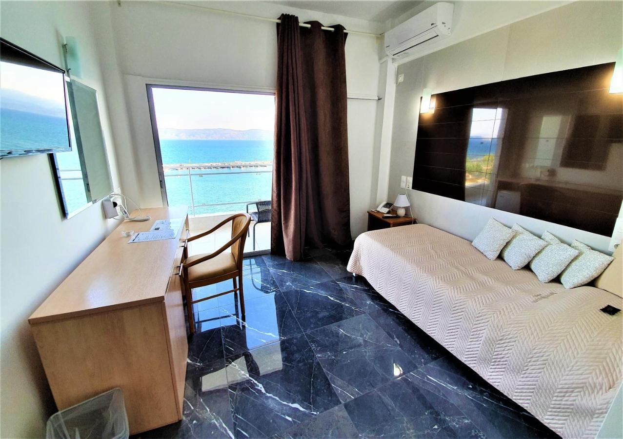 Porto Evia Boutique Hotel อมารินโธส ภายนอก รูปภาพ