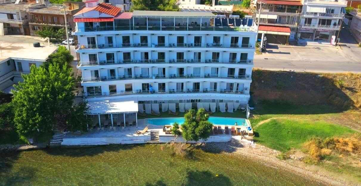 Porto Evia Boutique Hotel อมารินโธส ภายนอก รูปภาพ